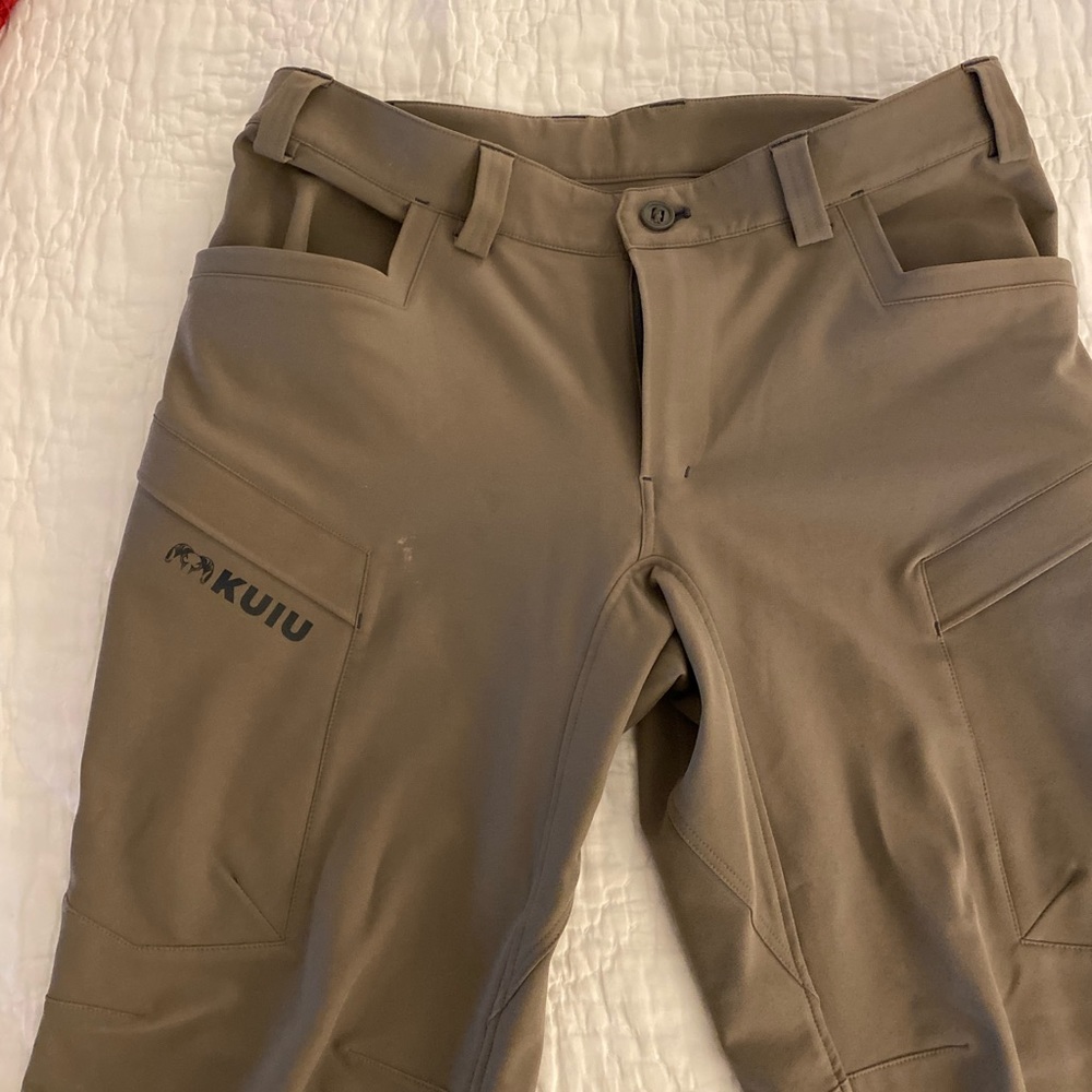Kuiu Attack Pants in Khaki 36 Short